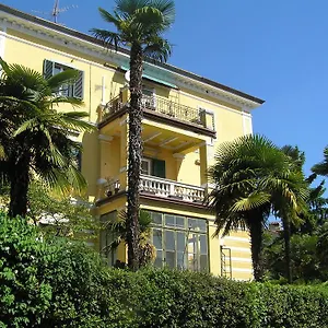 Apartment Mir, Opatija